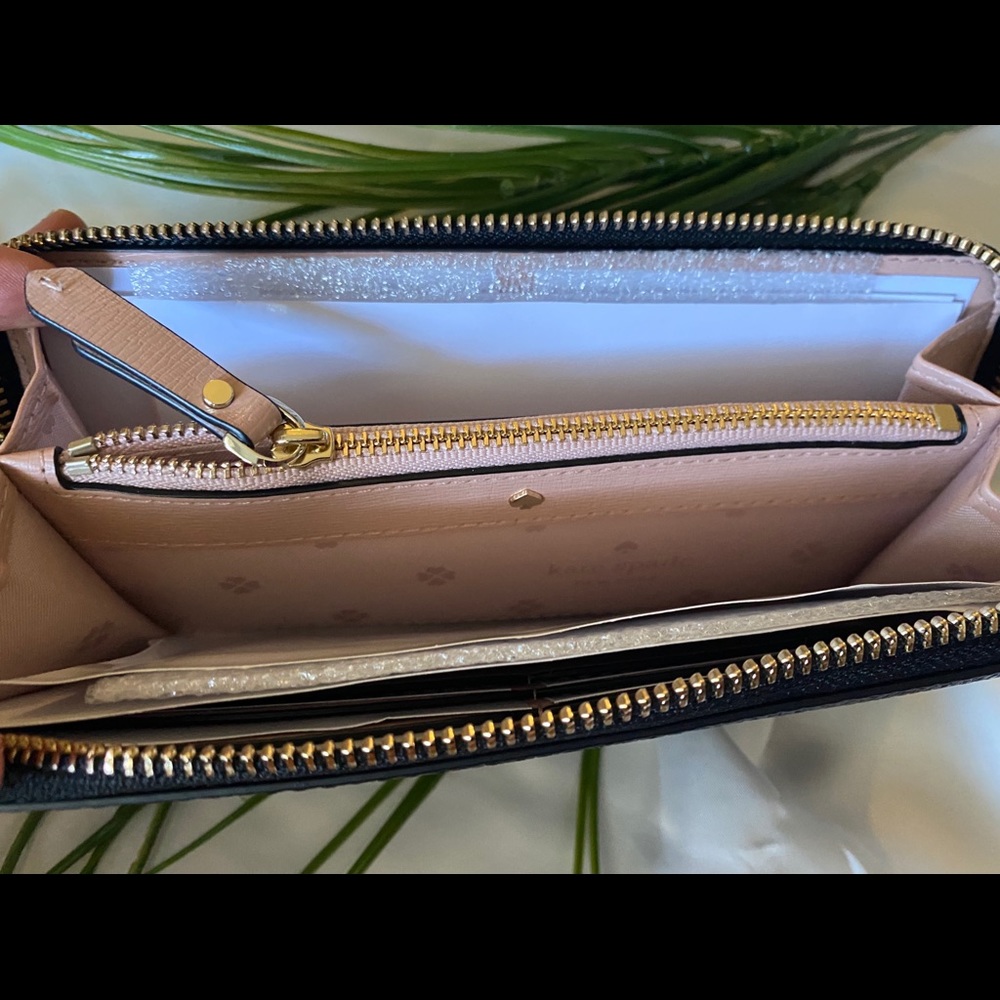💃🏻HOST PICK💃🏻♠️NEW KATE SPADE WALLET♠️ - Picture 6 of 6